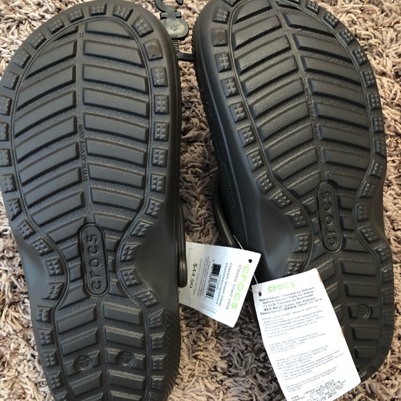 New Crocs - Picture 3 of 8